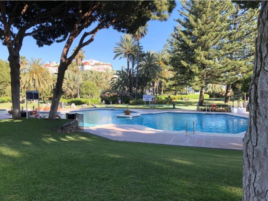 Playa Del Duque Apartment Ocean Club 1 Marbella Exterior photo